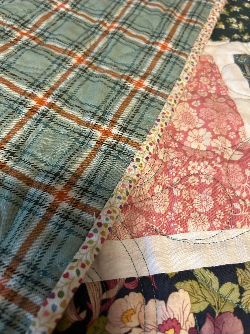ONE OF A KIND - HANDCRAFTED Paisy &  Floral Quilt - Multicolor